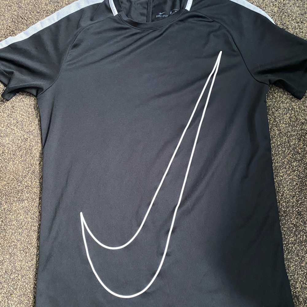 Nike Dri-fit t shirt